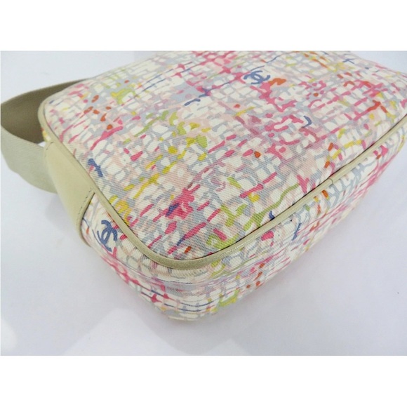 CHANEL Multicolor Tweed Crossbody Bag - Picture 6 of 15